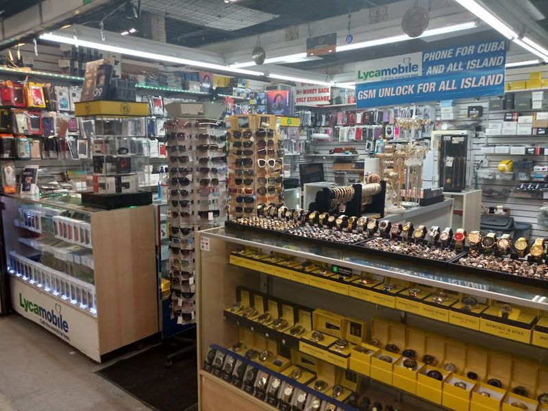 Electronics and Phone Accessories