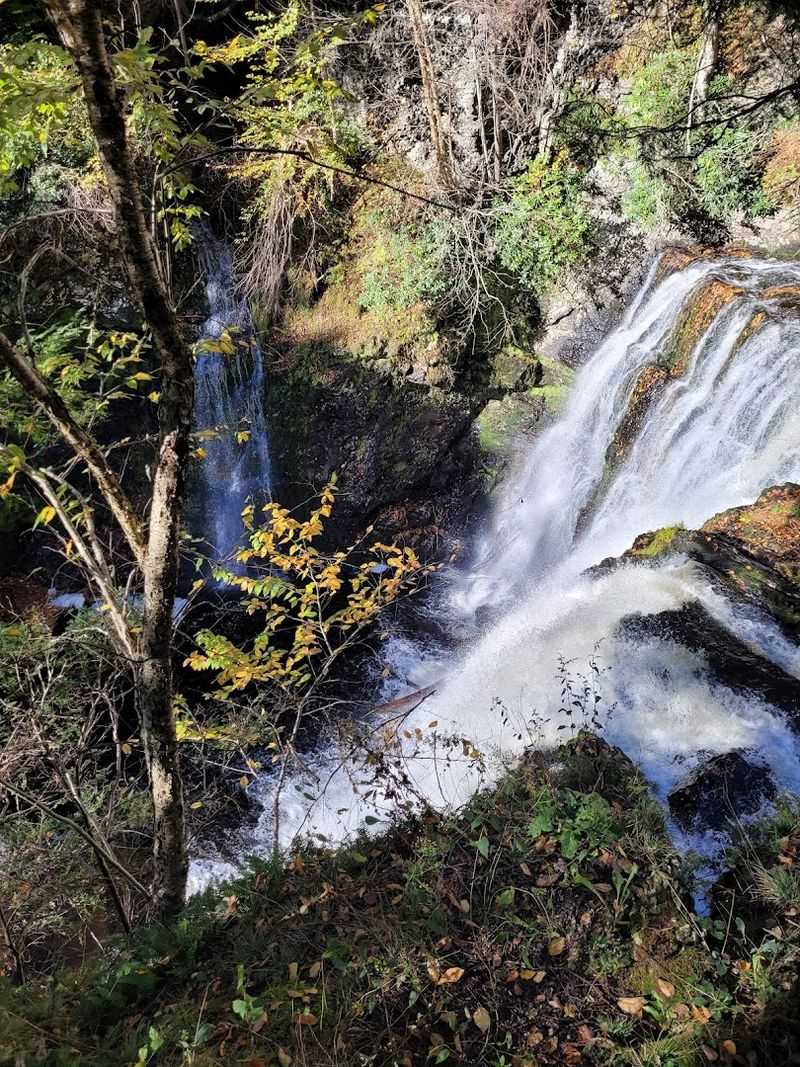 Exploring Upstream: More Waterfalls Waiting to Be Found Exploring Upstream: More Waterfalls Waiting to Be Found