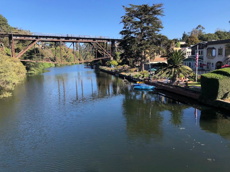 Exploring the Capitola Village on Foot