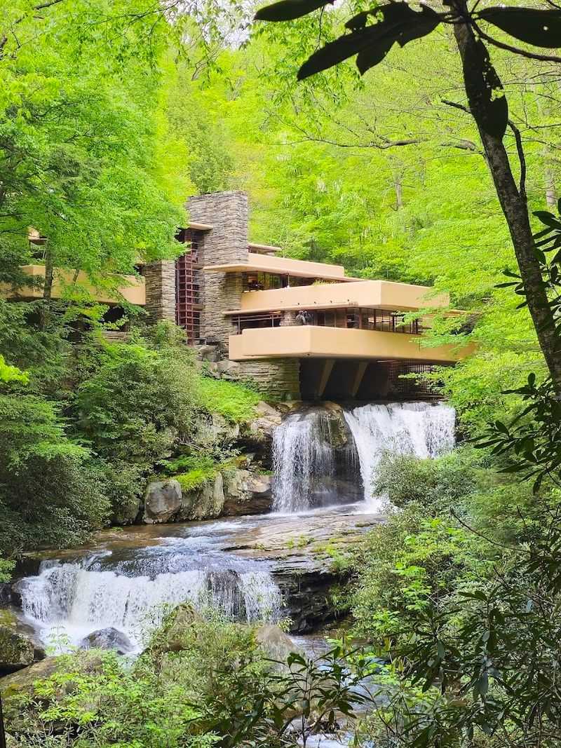 Fallingwater - Mill Run, Pennsylvania Fallingwater - Mill Run, Pennsylvania