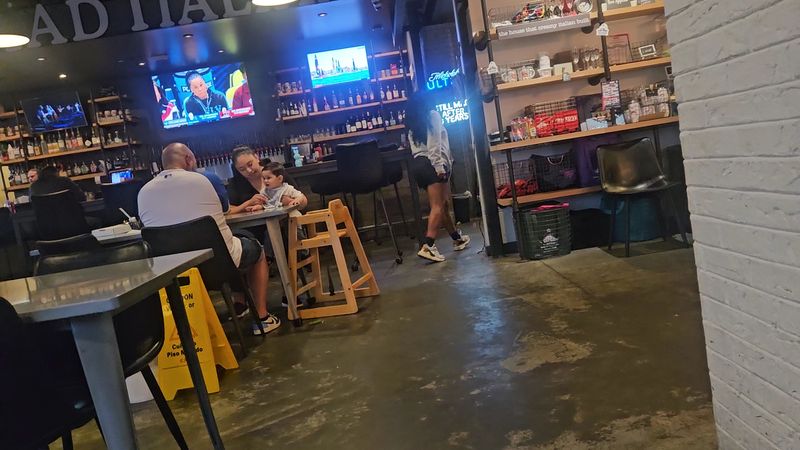 Family-Friendly Atmosphere With Full Bar Access
