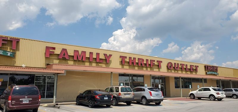 Family Thrift Center Outlet - Houston, Texas