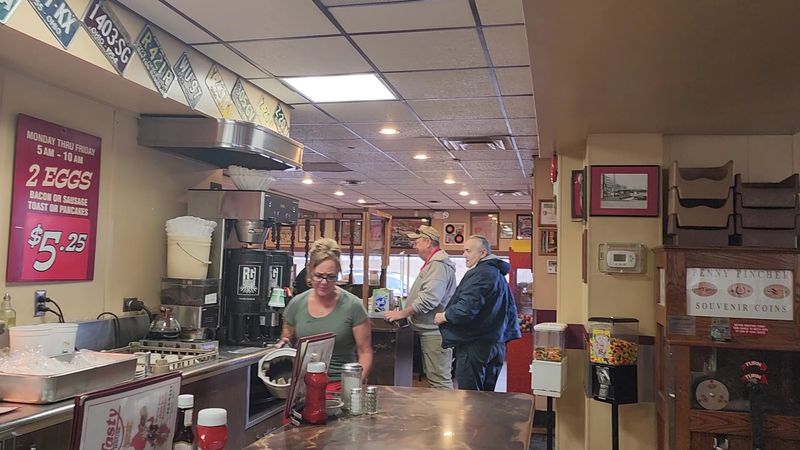 Fast, Friendly, and Attentive Service