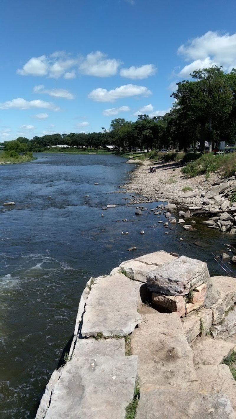 Fishing the Kankakee River Like a Local