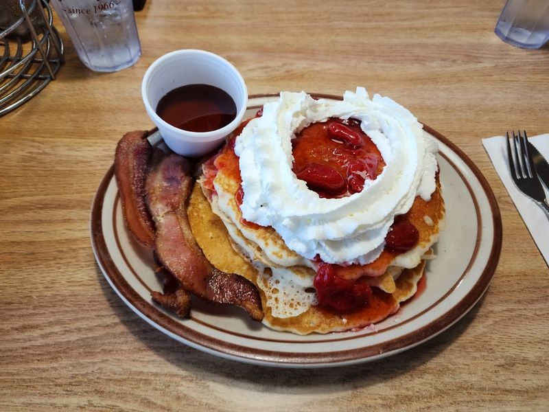 Fluffy Pancakes That Are Worth the Drive