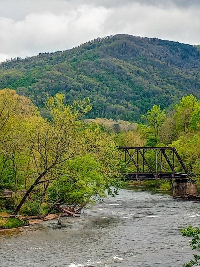 Fly Fishing the Southern Appalachian Streams