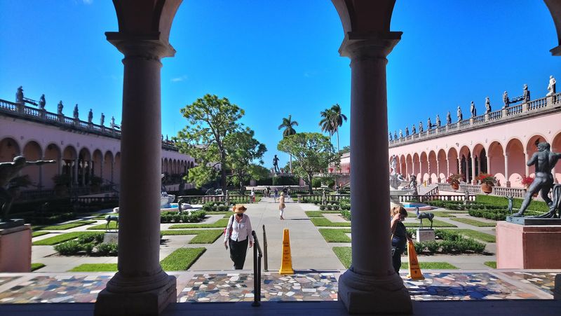 Free Monday Admission: A Gift to Art Lovers