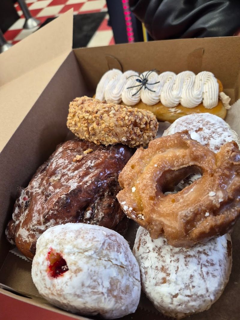 French Crullers That Deserve Their Own Fan Club