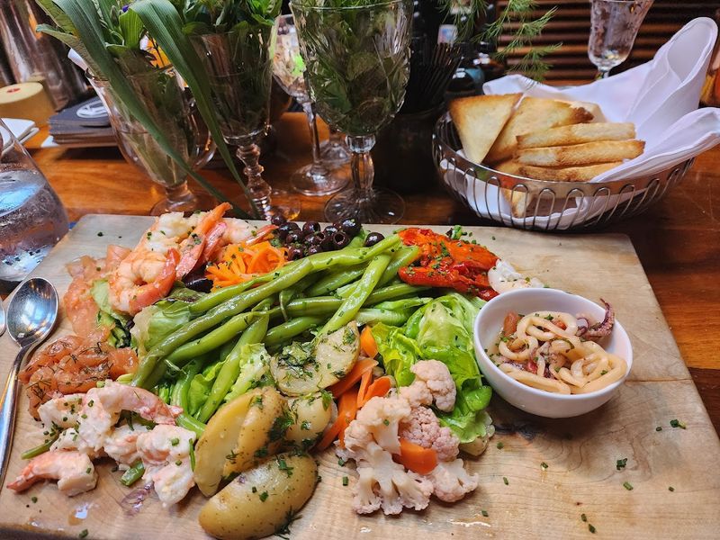 French Small Plates Designed for Sharing and Exploring