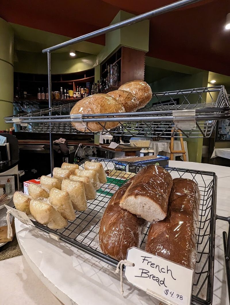 Fresh-Baked Bread: The Secret Behind Every Bite
