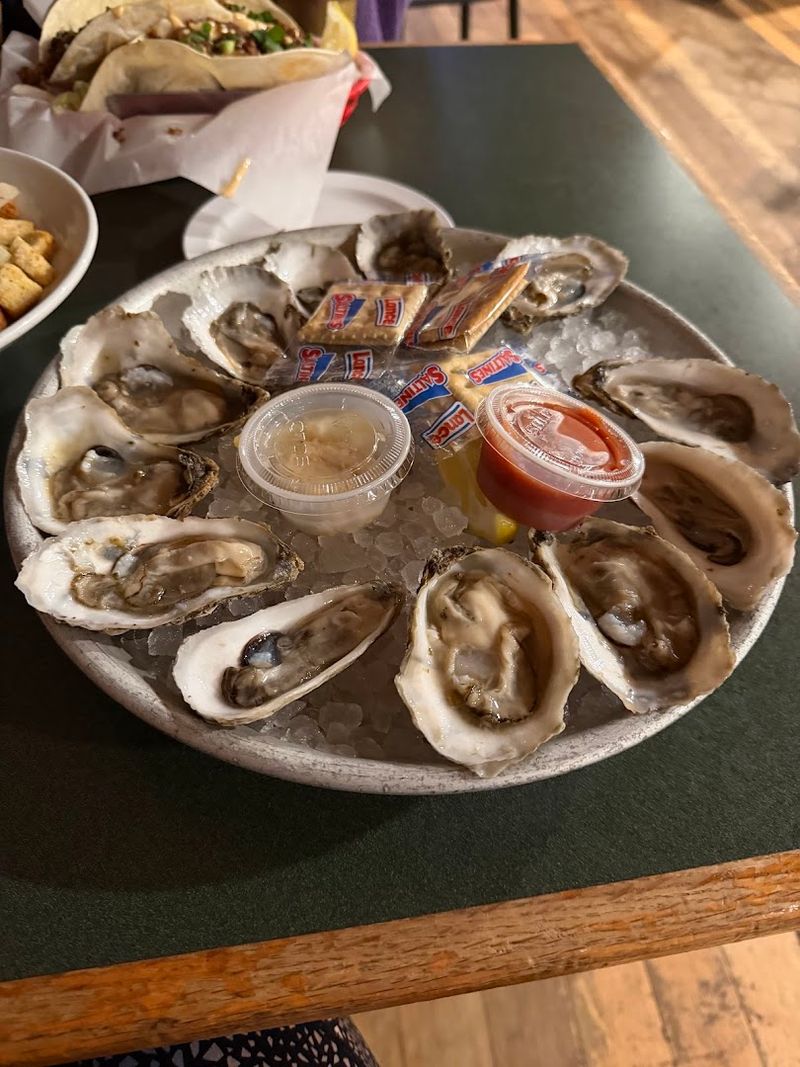 Fresh Oysters and Seafood Appetizers to Start Strong Fresh Oysters and Seafood Appetizers to Start Strong