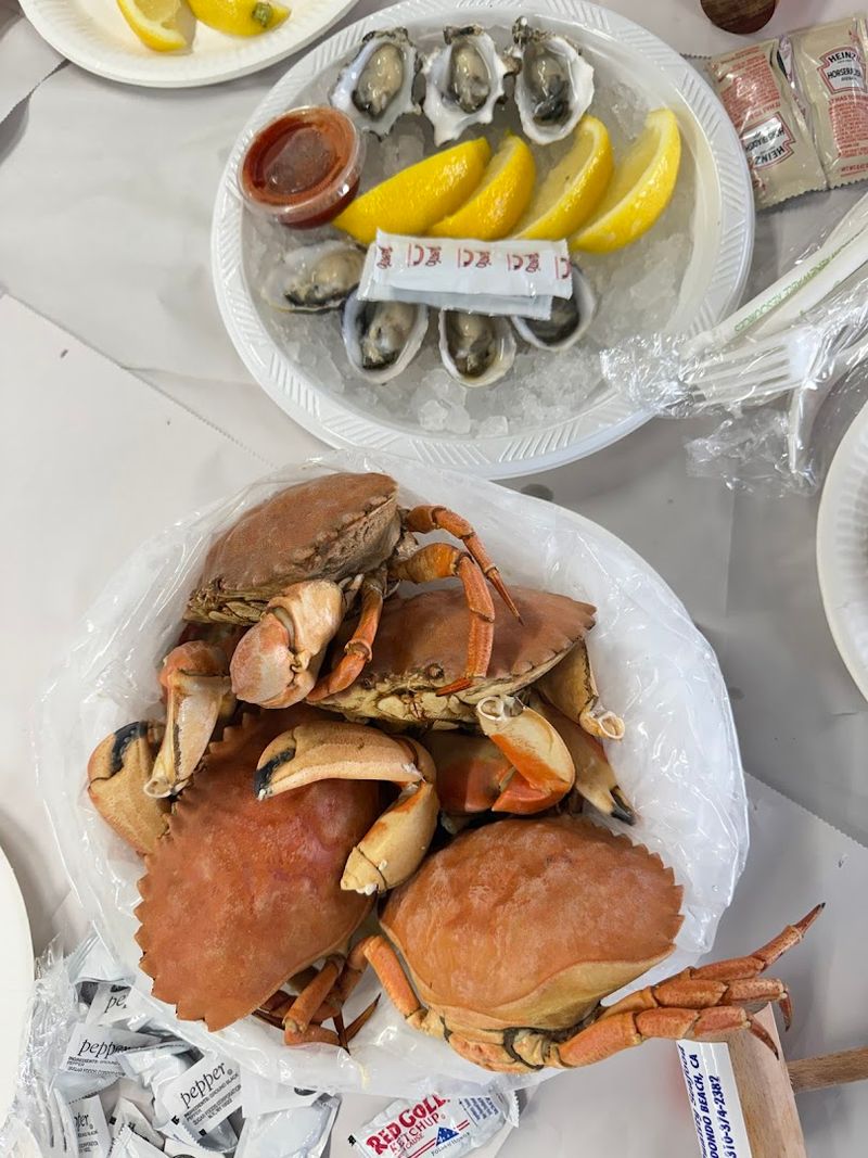 Fresh Pacific Crab That Tastes Like the Ocean Itself Fresh Pacific Crab That Tastes Like the Ocean Itself