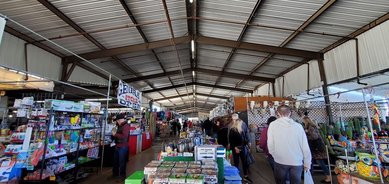 Fresh Produce and Unique Food Vendors