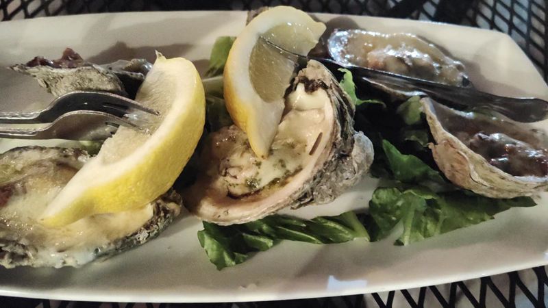 Fresh Steamed Clams Done with Beautiful Simplicity