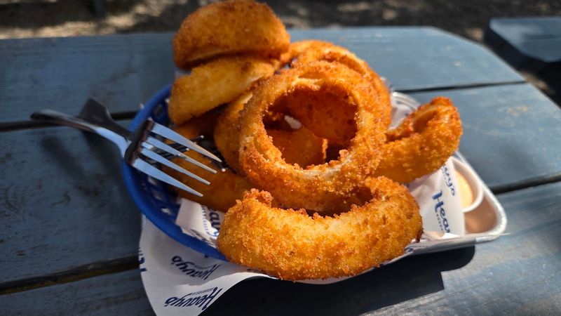Freshly Sliced Onion Rings That Steal the Show