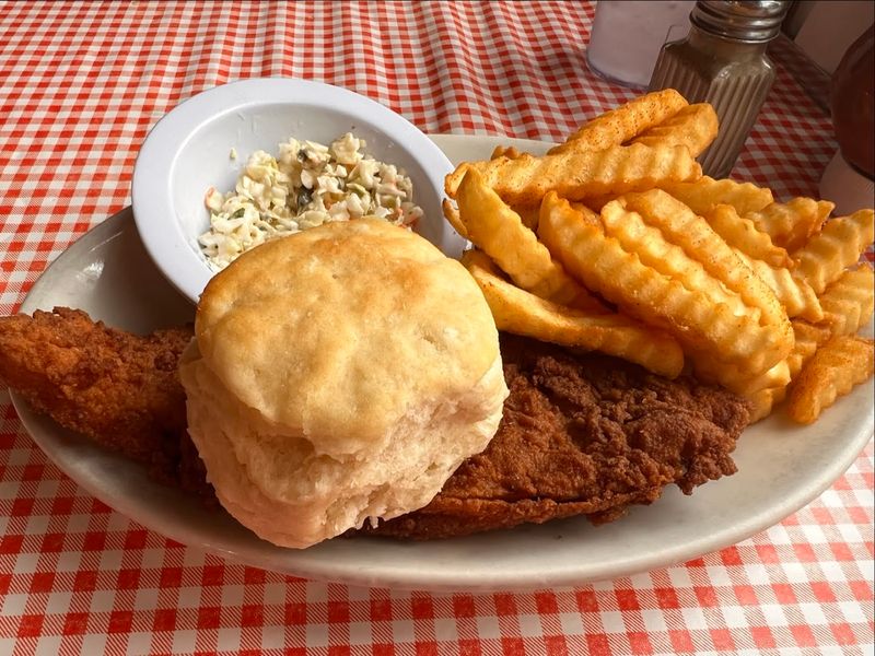 Fried Catfish That Lingers in Your Memory