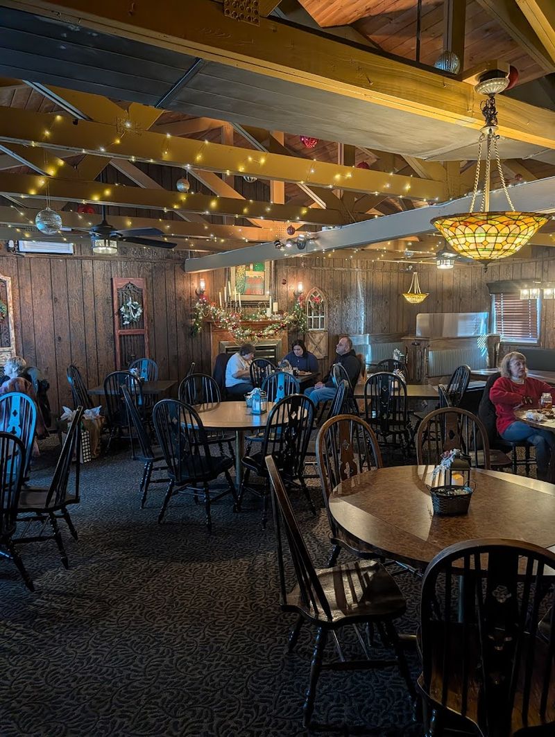 Friendly, Attentive Service That Guests Remember