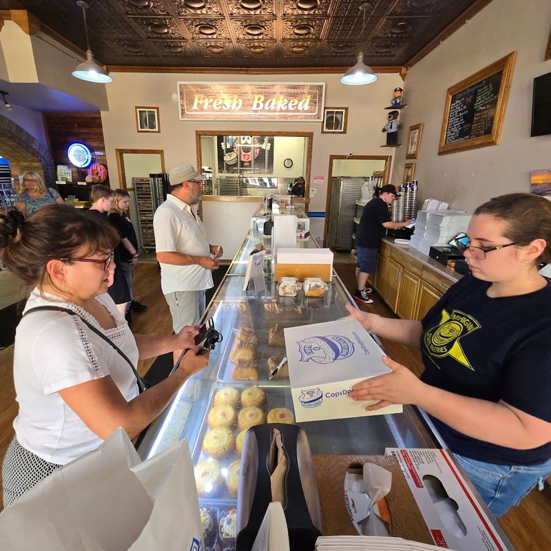 Friendly Staff That Makes Everyone Feel Welcome Friendly Staff That Makes Everyone Feel Welcome