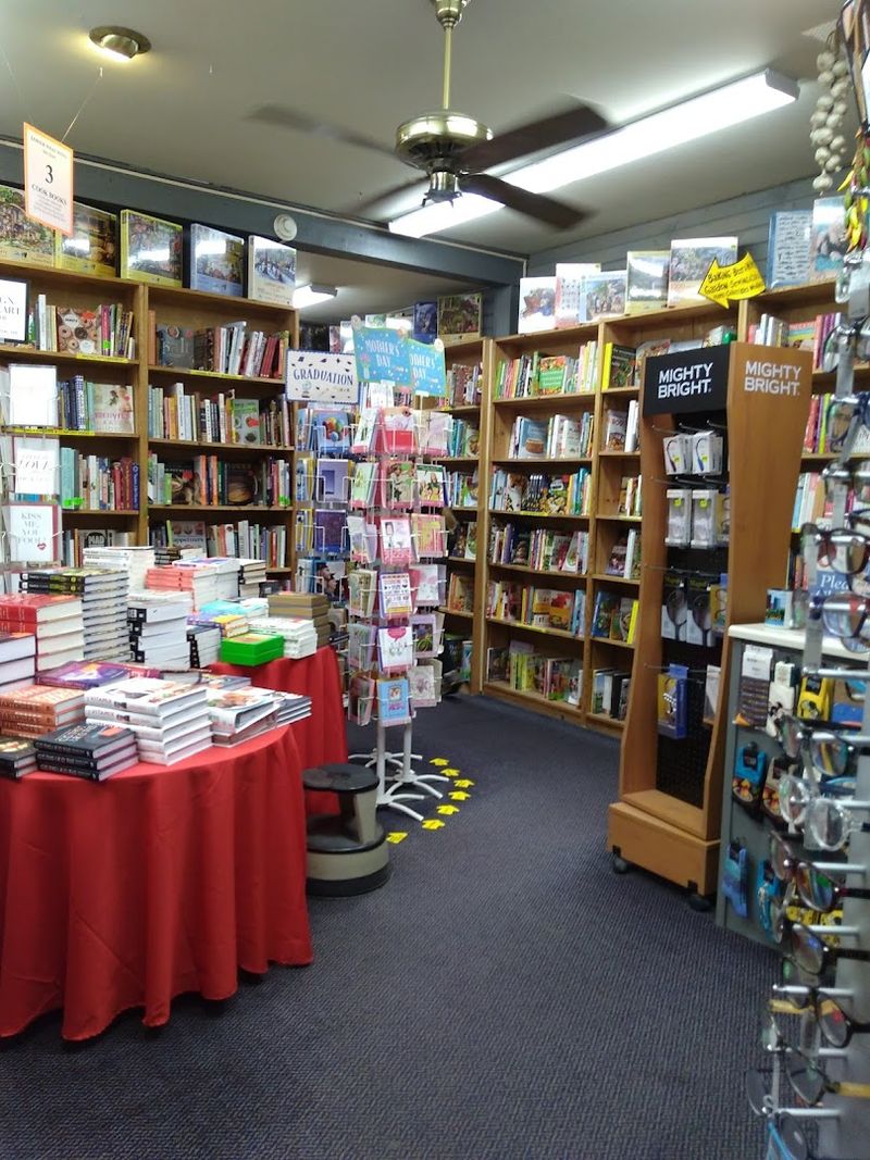 Friendly Staff Who Actually Love Books Friendly Staff Who Actually Love Books