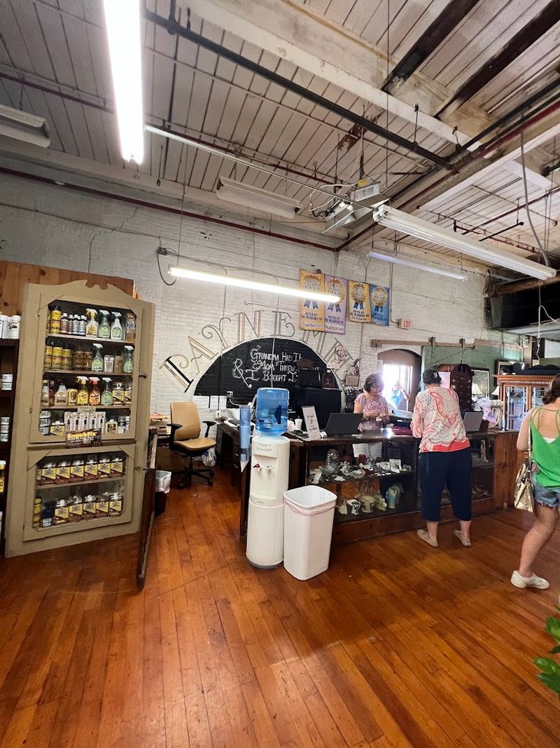 Friendly and Exceptionally Helpful Staff Friendly and Exceptionally Helpful Staff