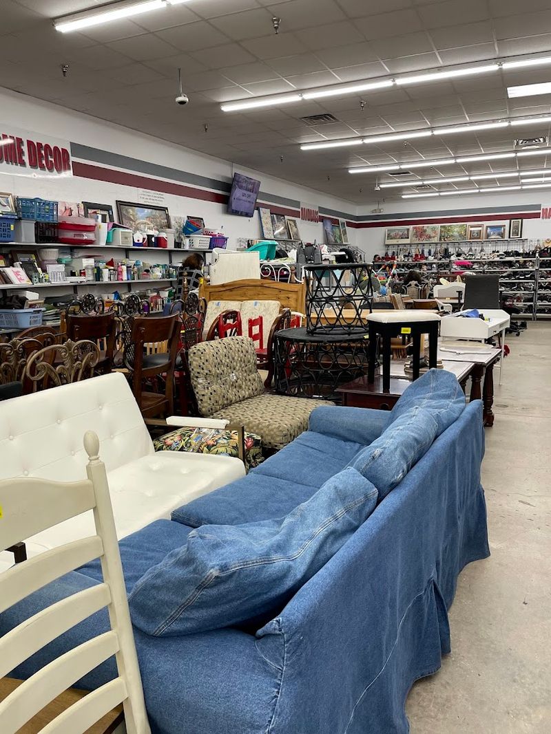 Furniture and Home Decor Worth Exploring