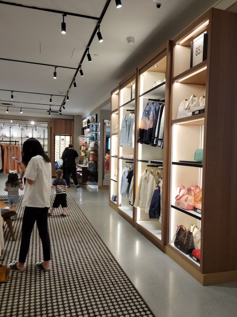 Galmar Boutique: A Hidden Fashion Gem Worth Every Minute Galmar Boutique: A Hidden Fashion Gem Worth Every Minute