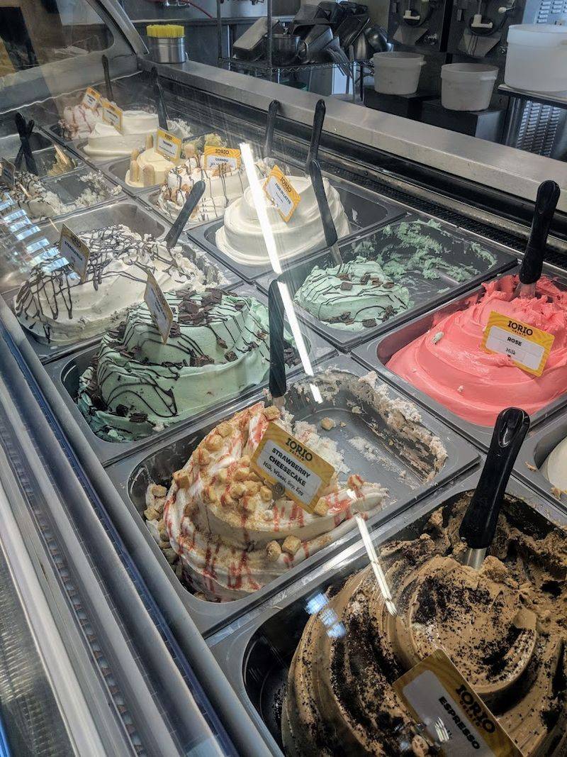 Gelato Bar and Macaroons Worth Every Calorie Gelato Bar and Macaroons Worth Every Calorie