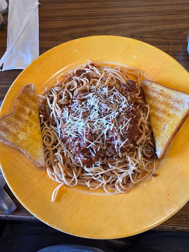Generous Portions That Always Surprise First-Timers