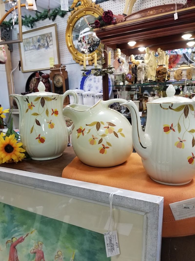 Glassware and Ceramics That Bring Back Grandma's Kitchen