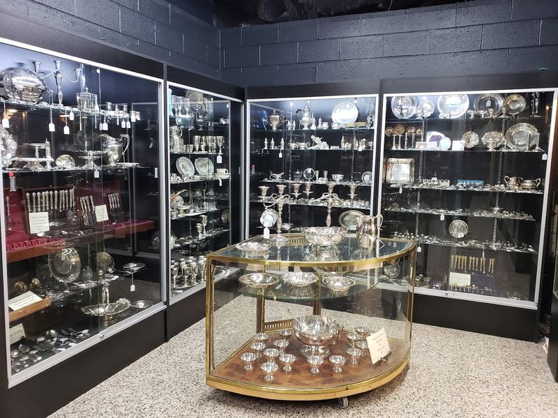 Glassware and Decorative Smalls That Shine