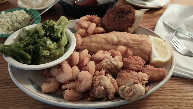 Golden Fried Seafood Platters