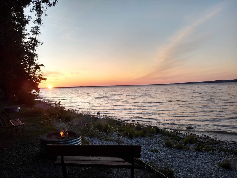 Gorgeous Sunsets Over the Lake Every Evening Gorgeous Sunsets Over the Lake Every Evening