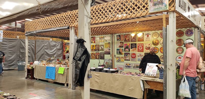 Great Smokies Flea Market - Kodak, Tennessee