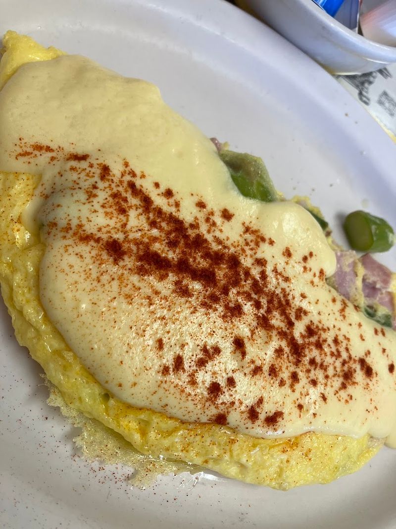 Greek Omelet — Fresh, Simple, and Absolutely Delicious