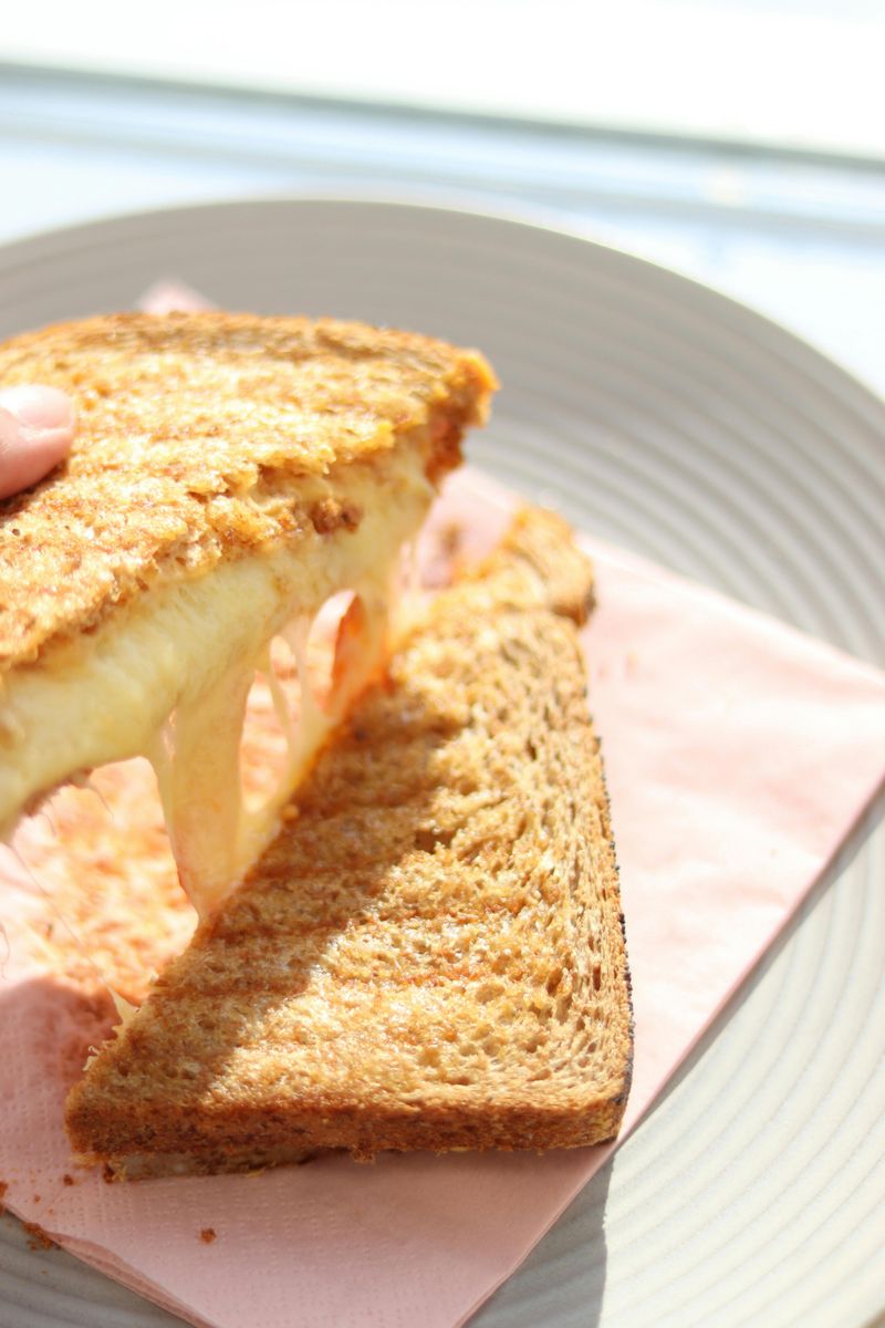 Grilled cheese sandwich