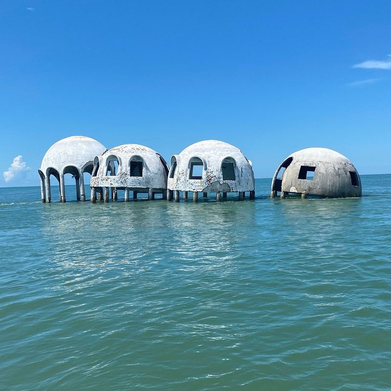 Guided Boat Tours That Reveal Hidden Secrets