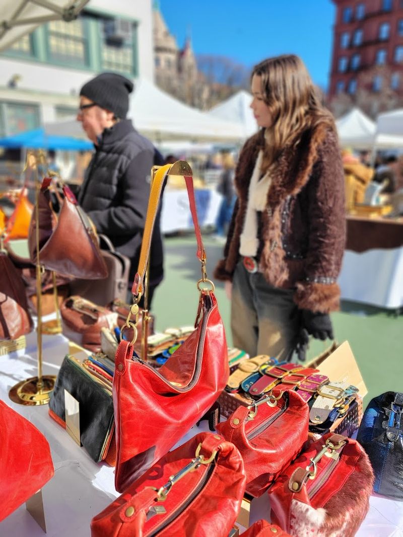 Haggling Tips to Stretch Your $30 Further