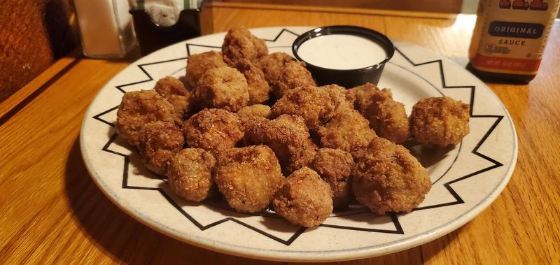 Handmade Fried Mushrooms That Set the Bar High Handmade Fried Mushrooms That Set the Bar High