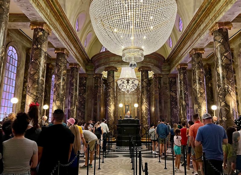 Harry Potter and the Escape from Gringotts Ride