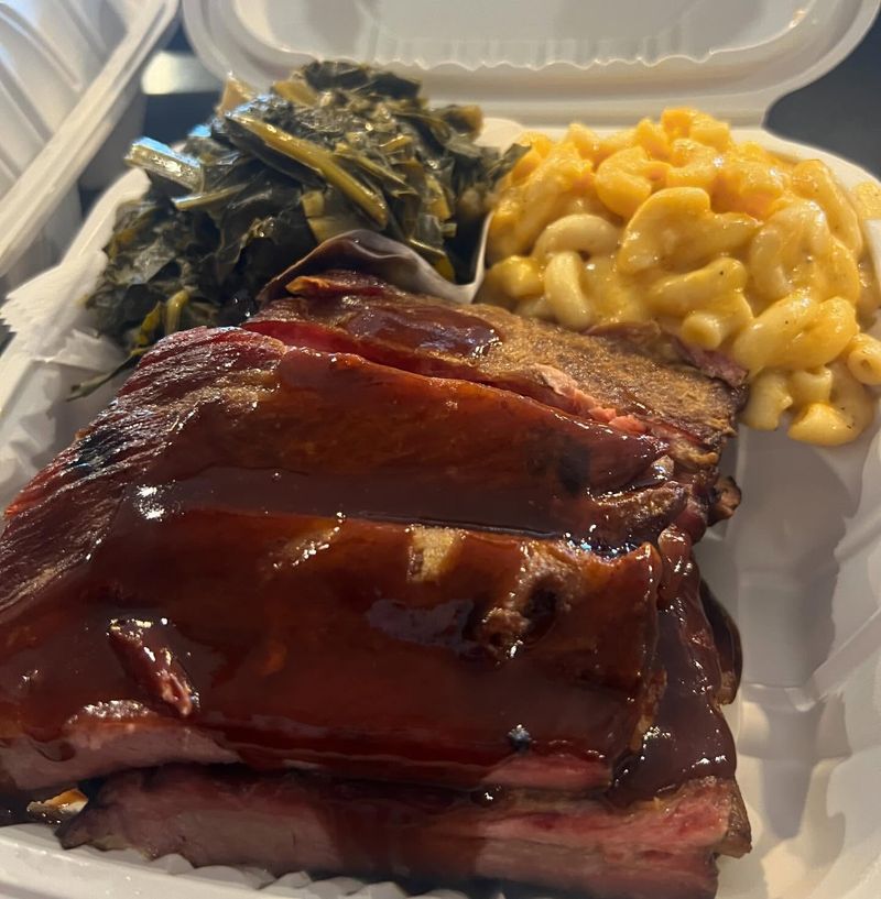 Henri's Hotts Barbeque - Hammonton, New Jersey