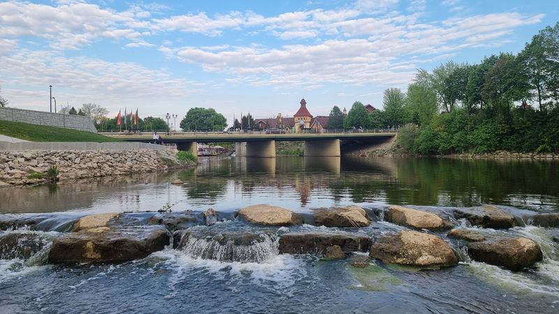 Heritage Park and the Cass River: Nature in the Heart of Town Heritage Park and the Cass River: Nature in the Heart of Town