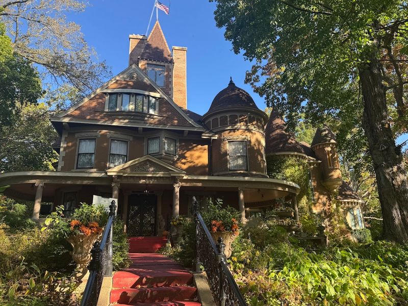 Hidden Gem Status in the Heart of Illinois