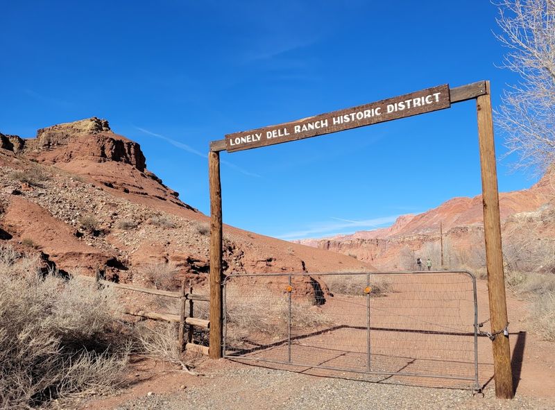 Hiking Beyond the Ranch into Paria Canyon