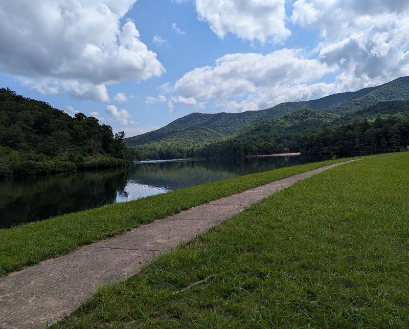 Hiking Trails Straight Out of a Fantasy Novel