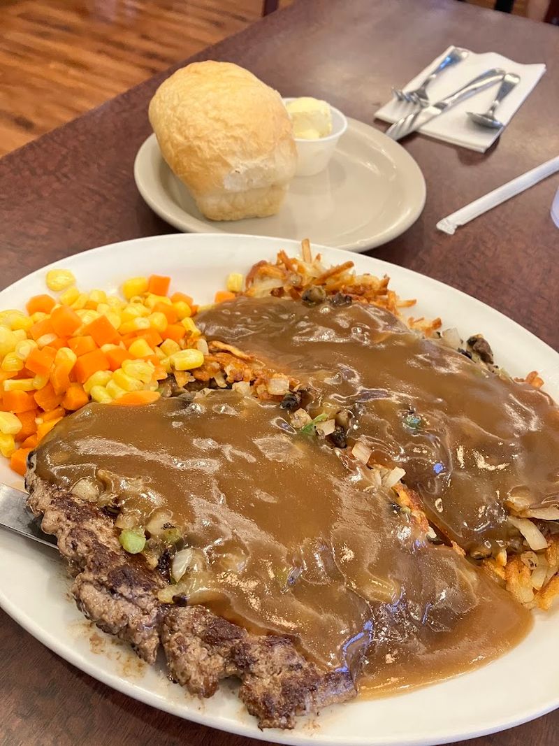Holiday Dining Done Right — Even on Thanksgiving
