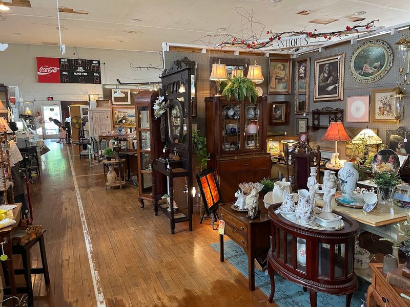 Home Decor and Gift Items for Every Taste