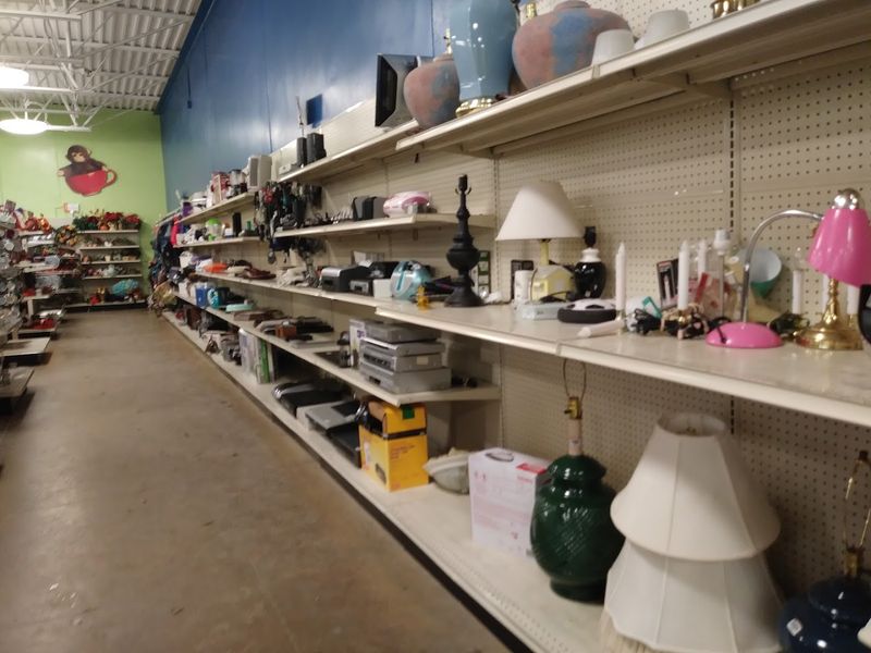 Home Goods and Housewares for Every Room Home Goods and Housewares for Every Room