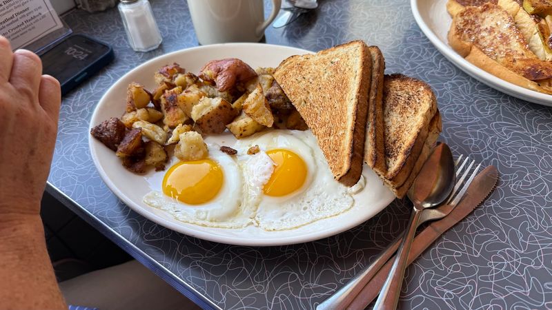 Homemade Corned Beef Hash Worth Crossing Town For Homemade Corned Beef Hash Worth Crossing Town For