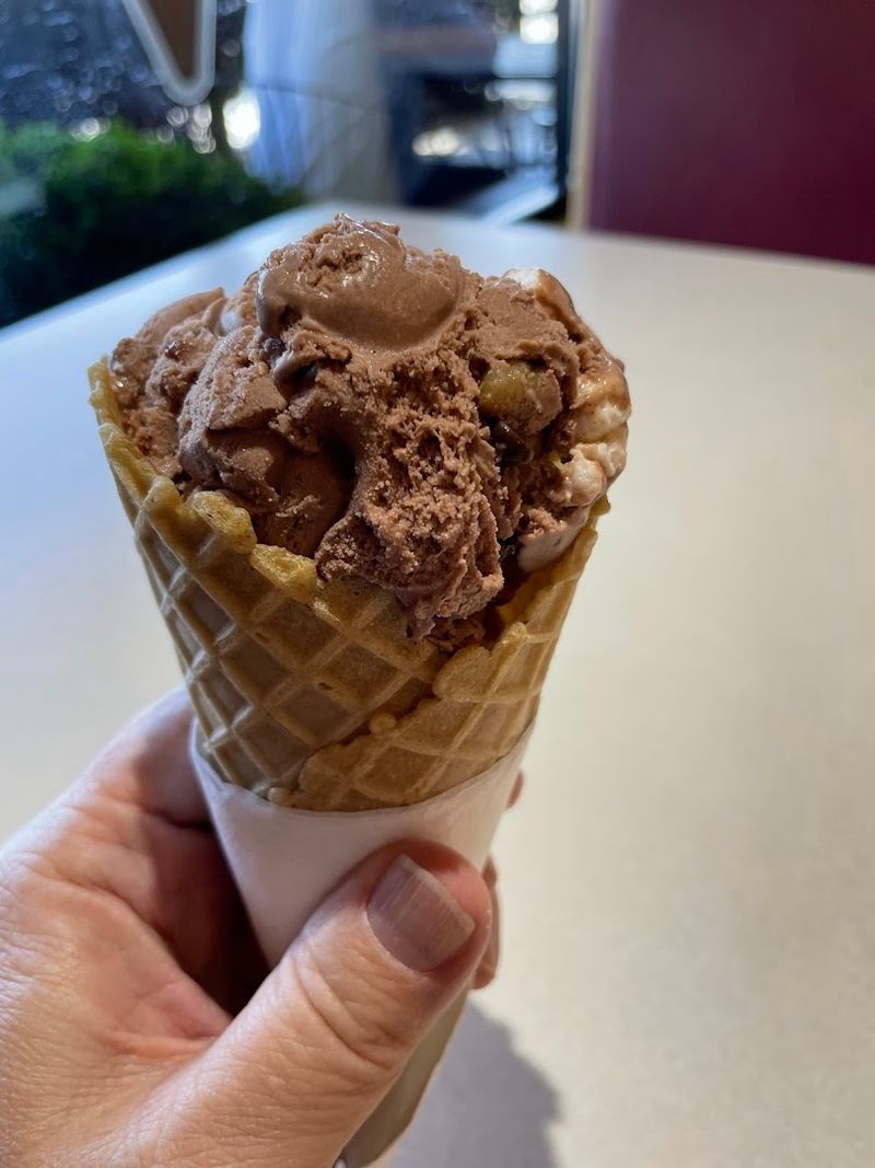 Homemade Ice Cream That Tastes Like It Came From Grandma's Kitchen Homemade Ice Cream That Tastes Like It Came From Grandma's Kitchen