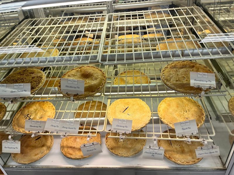Homemade Pies That Are Practically Famous Homemade Pies That Are Practically Famous